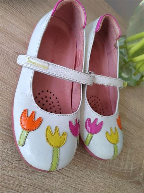 Schuhe für Kinder von Agatha Ruiz de la Prada 